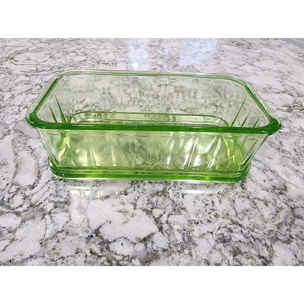 Uranium Glass 8.5” Casserole Bread Loaf Dish Rectangular, Refrigerator Read - Picture 2 of 7